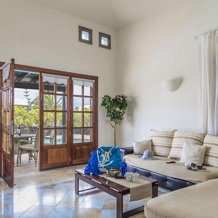 Villa Victoria Luz By Villa Plus Playa Blanca  Bagian luar foto