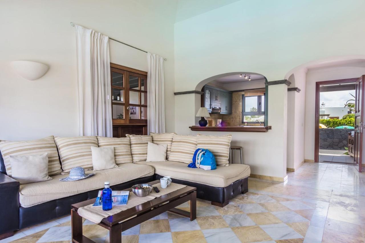 Villa Victoria Luz By Villa Plus Playa Blanca  Bagian luar foto