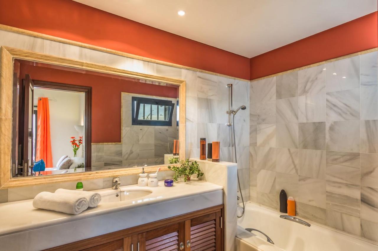 Villa Victoria Luz By Villa Plus Playa Blanca  Bagian luar foto