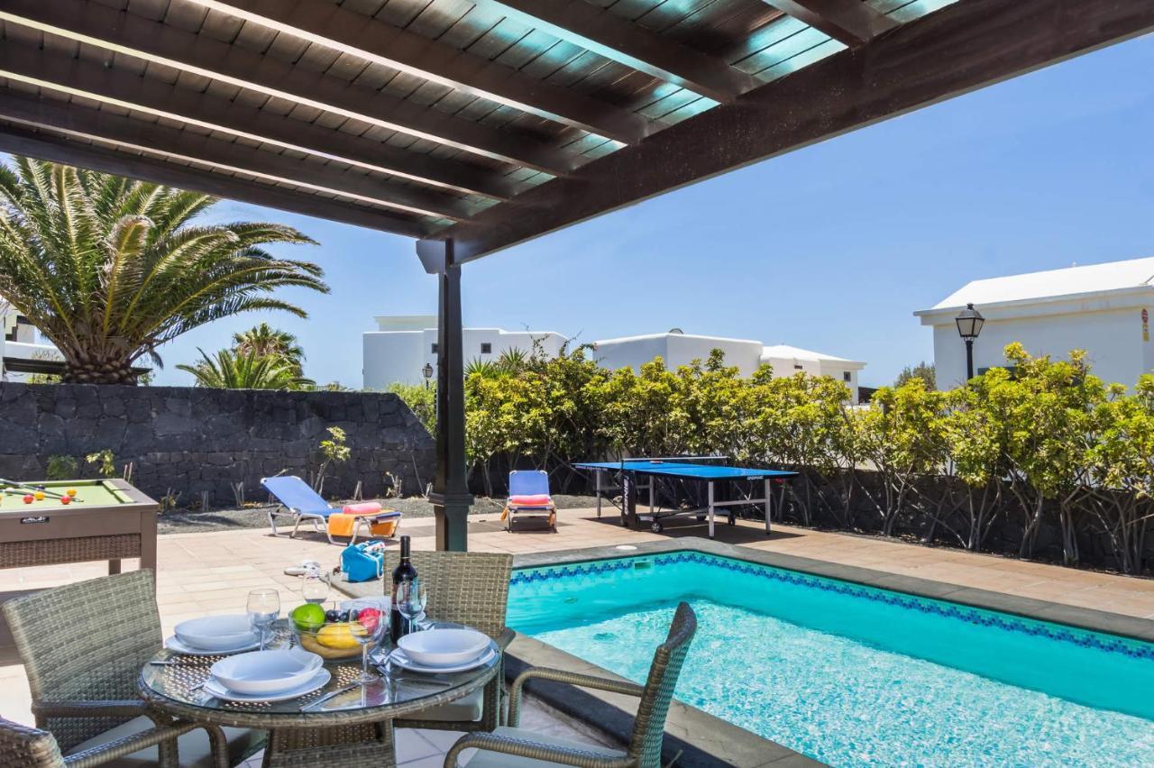 Villa Victoria Luz By Villa Plus Playa Blanca  Bagian luar foto