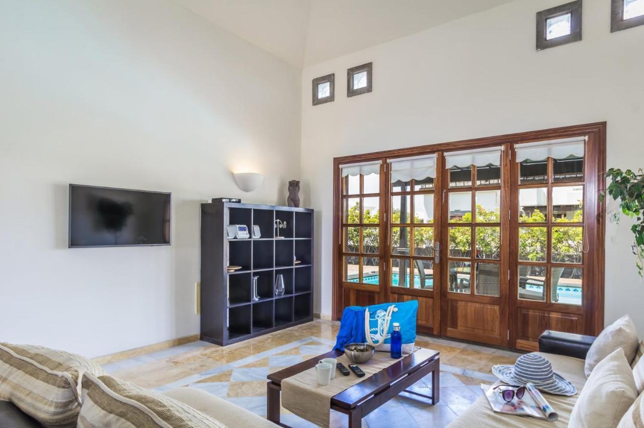 Villa Victoria Luz By Villa Plus Playa Blanca  Bagian luar foto